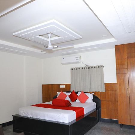 Hotel New Maruthi Inn, Lb Nagar Гайдарабад Екстер'єр фото